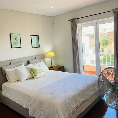 Alvide Homestay Cascais
